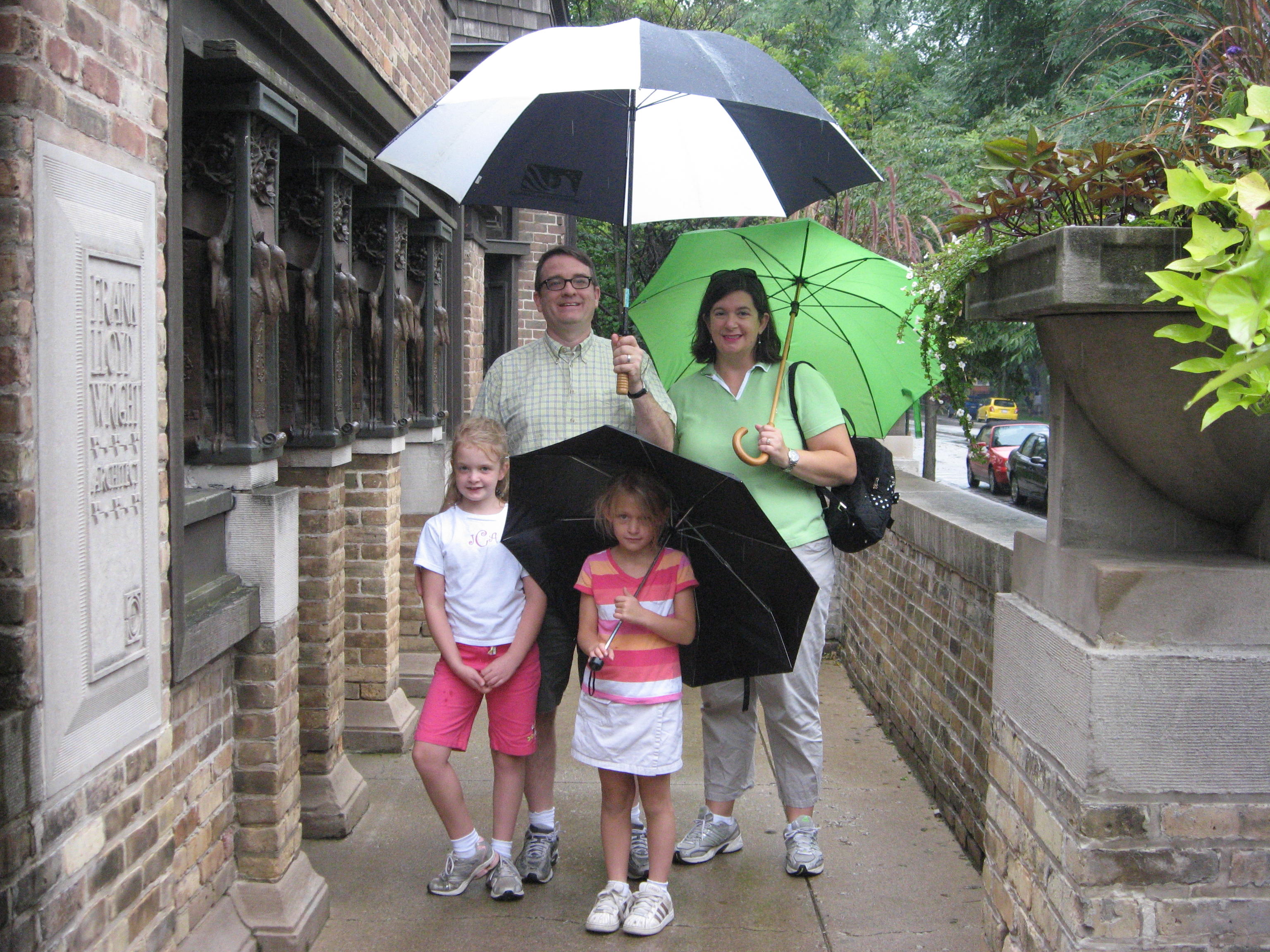 2010_08_08 Umbrellas of Oak Park at FLW House.jpg